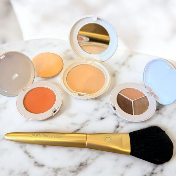 Carmindy Beauty Makeup & Brush Bundle Light/Medium Powder Blush Eyeshadow - Picture 1 of 10